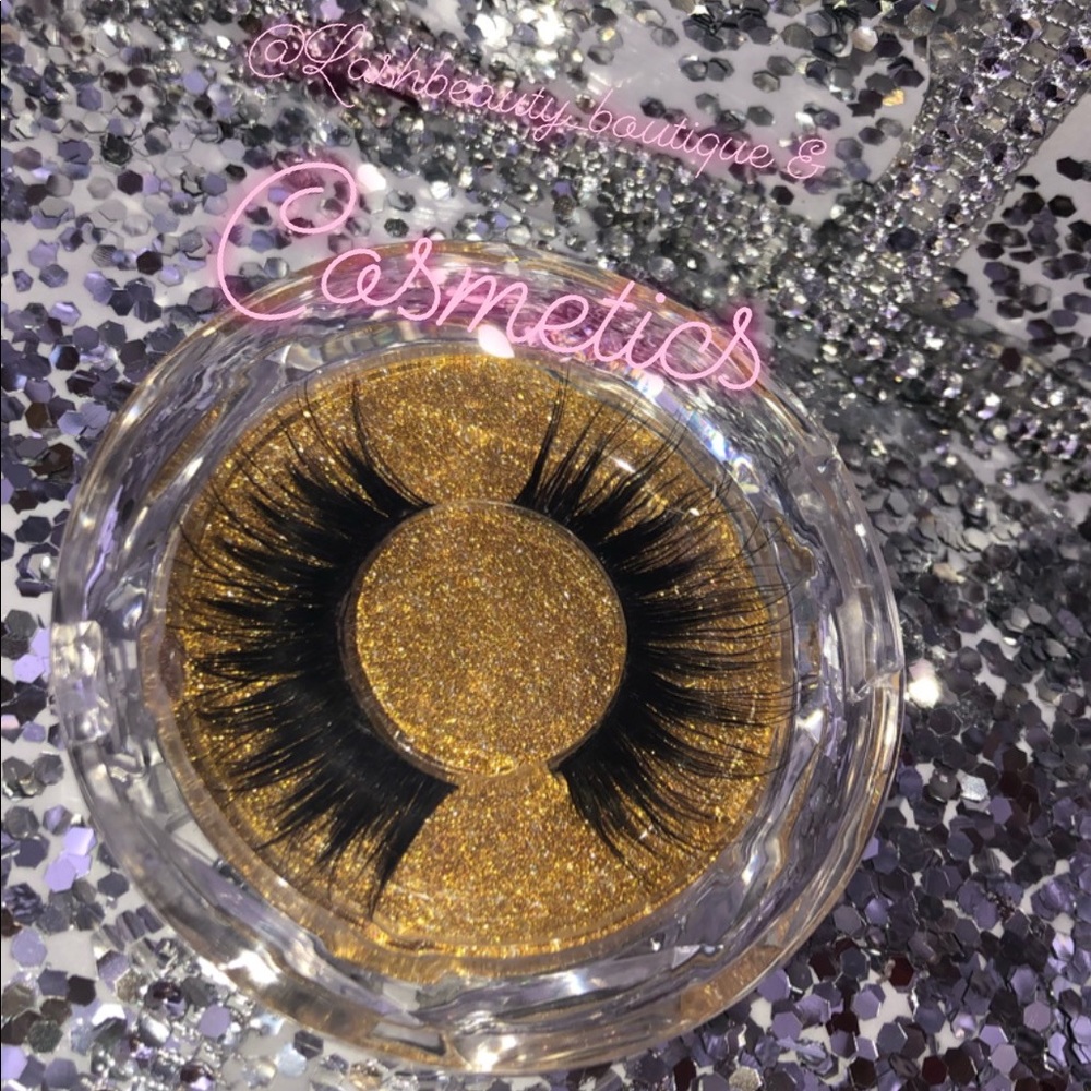 3D Mink Strip Eyelash Extensions